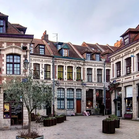 Old Town Nice Functional And Cozy Ap For 3pers Terrace Апартаменты *
